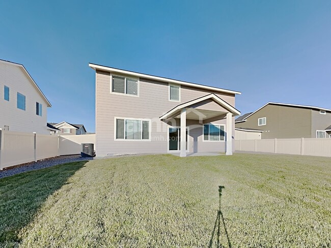Building Photo - 9429 W Chino St