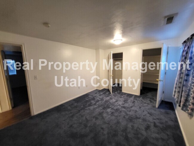 Building Photo - 572 S 1750 E St