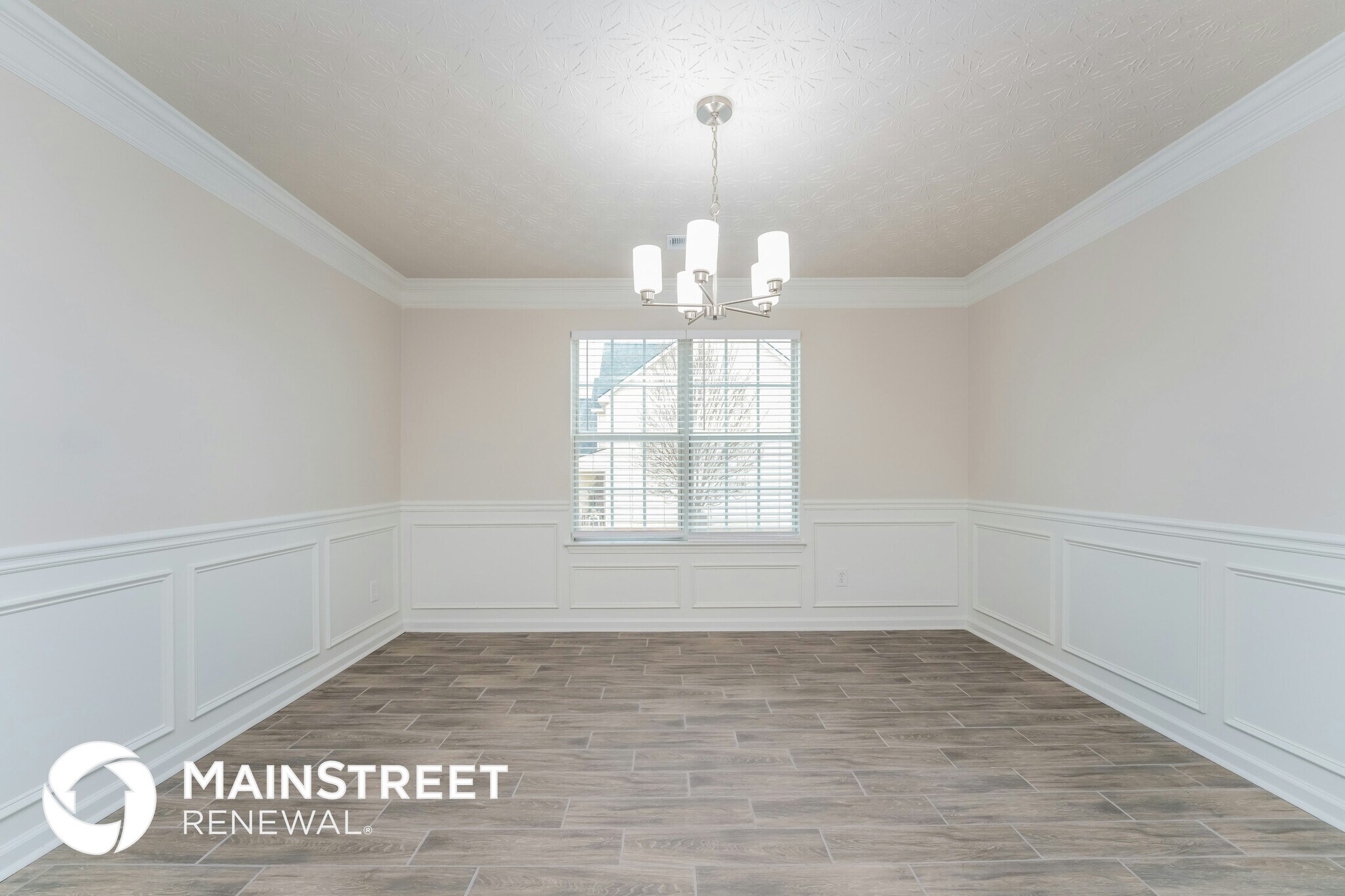 Building Photo - 15 Emerson Trail