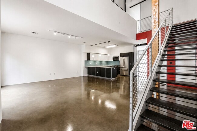 Building Photo - 11500 Tennessee Ave
