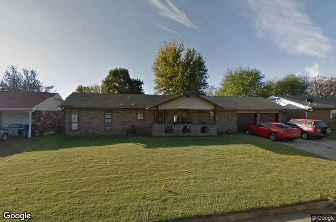 Building Photo - 1034 W Dorchester Way