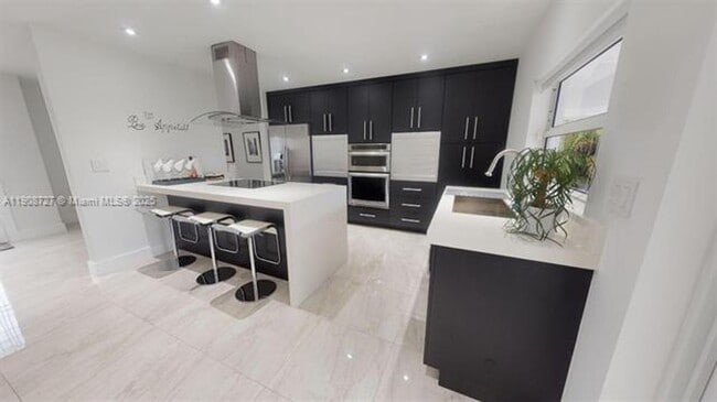 Building Photo - 10805 SW 156th Terrace