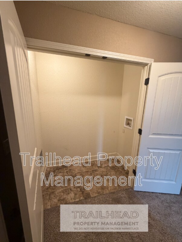 Building Photo - 3856 NW 94th St