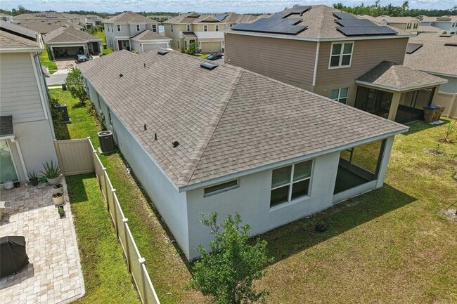 Building Photo - 5079 Royal Point Ave