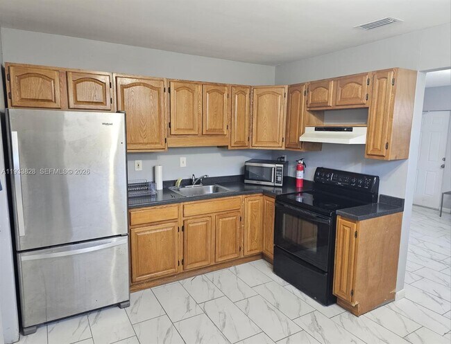 Building Photo - 9360 SW 168th St