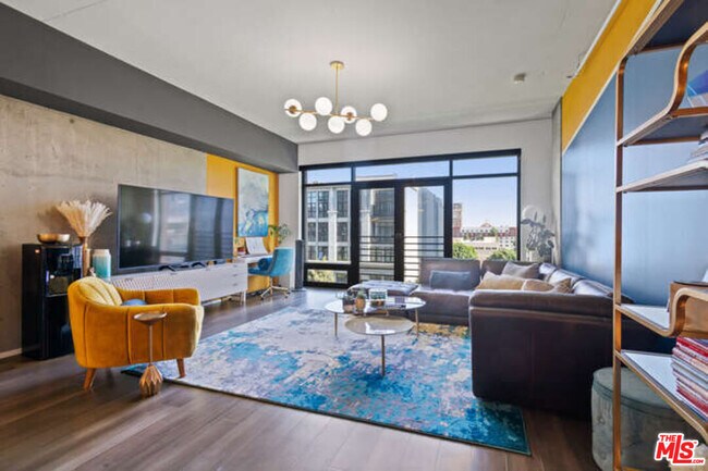 Building Photo - 1111 S Grand Ave