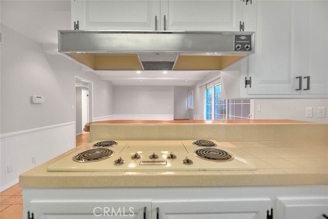 Building Photo - 3657 Sara Dr