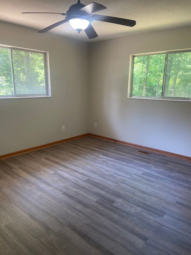 Building Photo - Coming Soon For Rent in Fultondale!