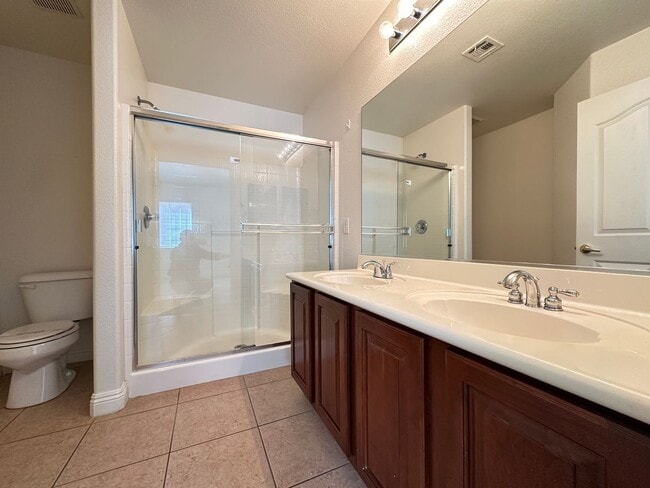 Building Photo - SQUARE AT WIGWAM RANCH