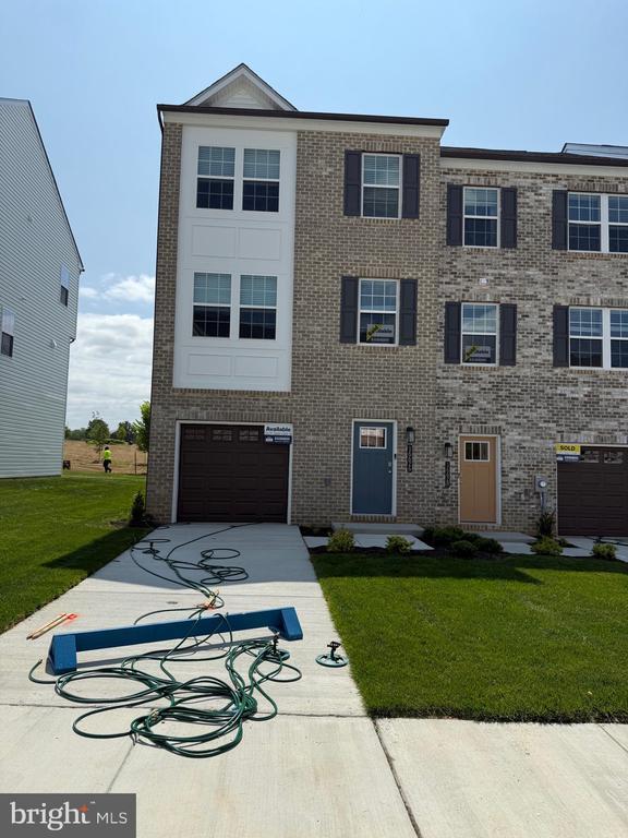 Primary Photo - 16626 Green Glade Dr