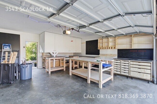 Building Photo - 3543 Scadlock Ln