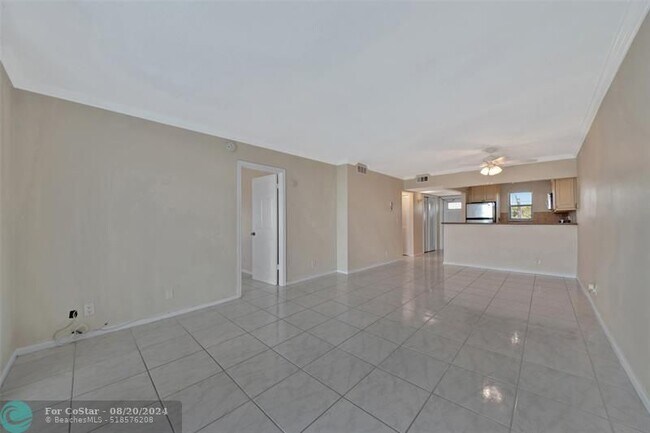 Building Photo - 750 NE Spanish River Blvd
