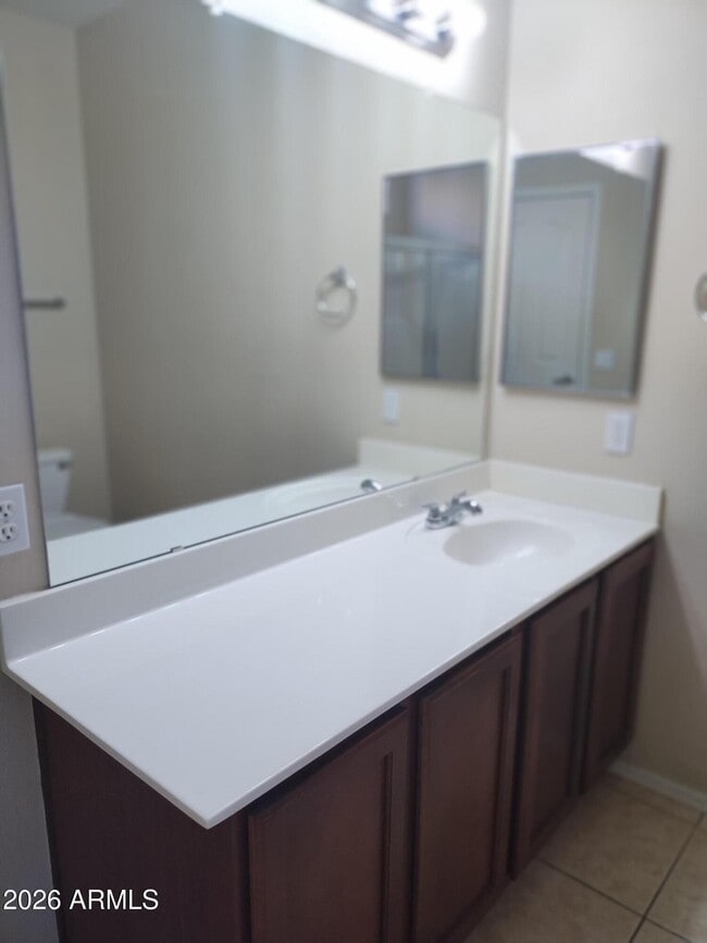 Building Photo - 16825 N 14th St