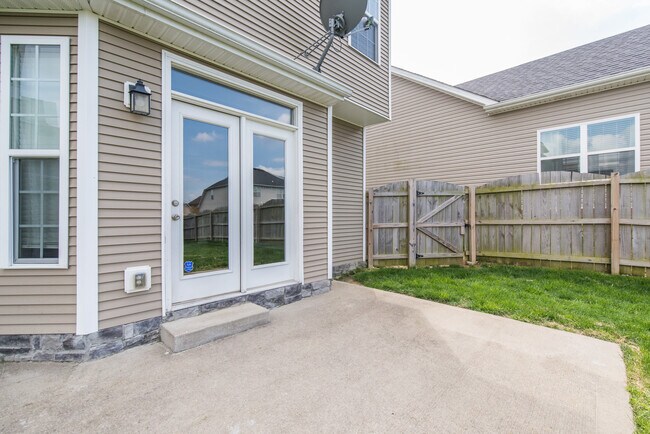 Building Photo - 2319 Patchen Wilkes Dr