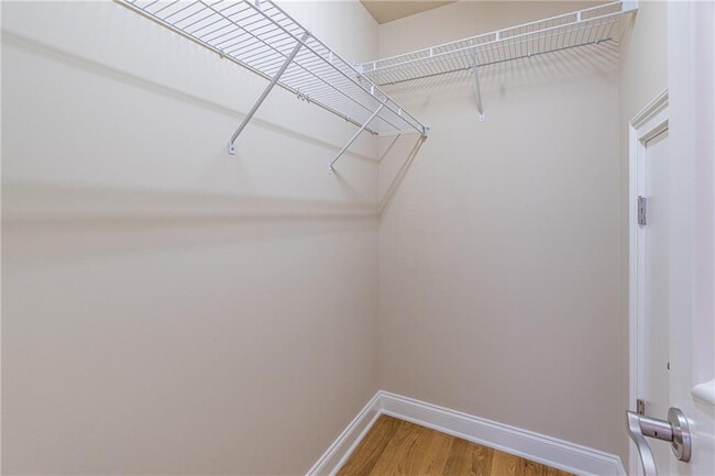 Building Photo - 1270 Fowler St NW