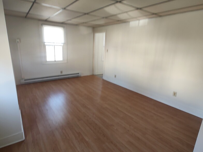 Building Photo - 126 N Spring Garden St
