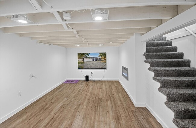 Building Photo - 3603 21st Ave