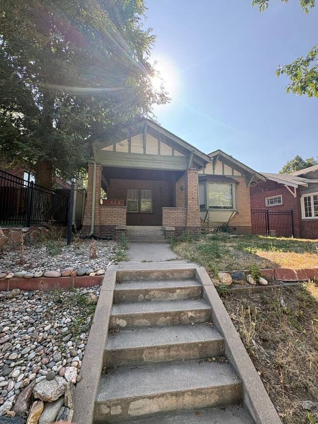 Building Photo - Charming 3BR Home Just Blocks from Washington Park with Garage & Storage