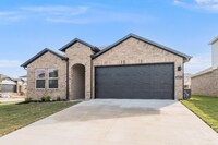 Building Photo - 4651 W Aurora St