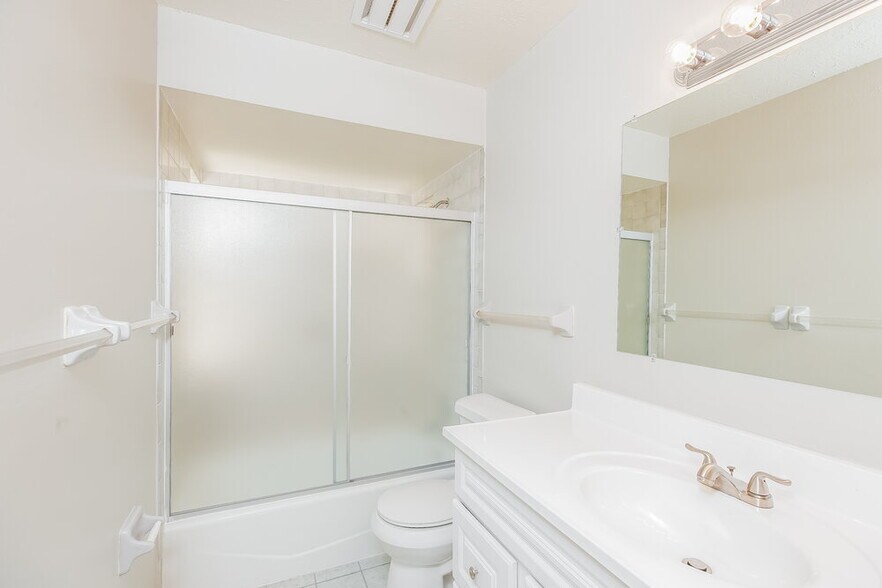 Building Photo - 4791 Placid Cir