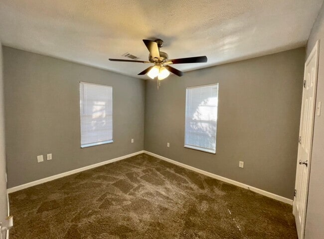 Building Photo - 2311 Ave G