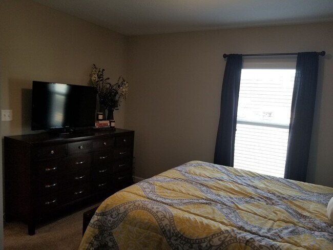 Building Photo - 2 Story 4 Bedroom Home Near Fort Gordon