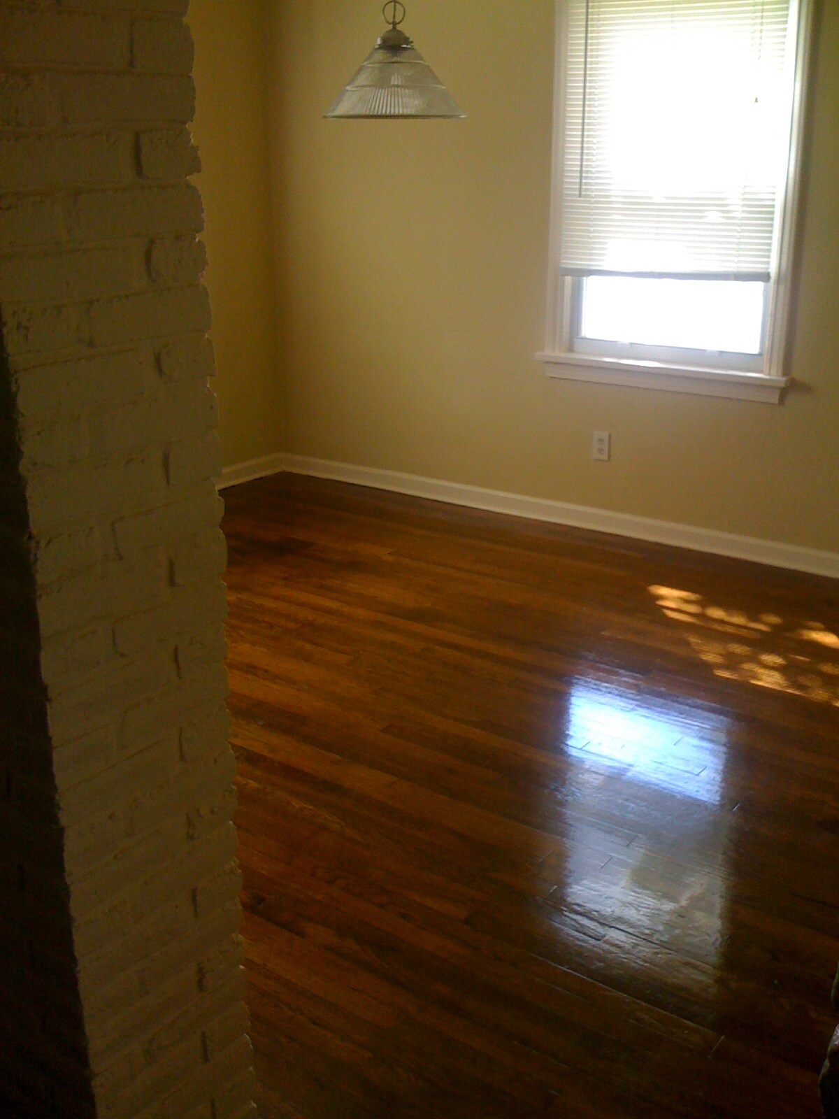 Building Photo - 1231 Longwood St