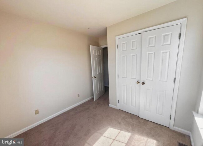 Building Photo - 3615 Harbor Rd