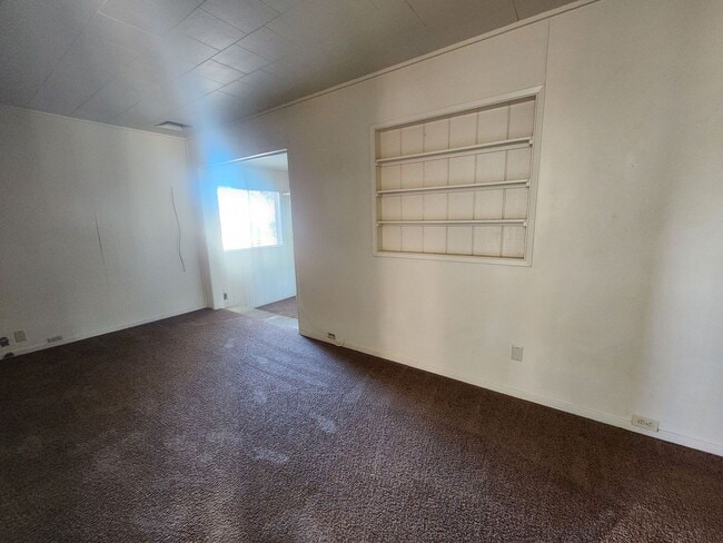 Building Photo - 3 Bedroom 1 Bathroom home