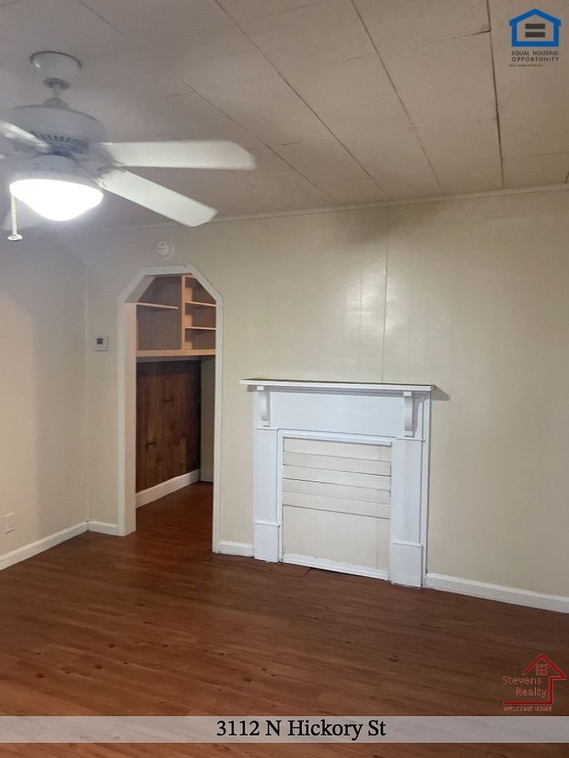 Building Photo - 3112 N Hickory St