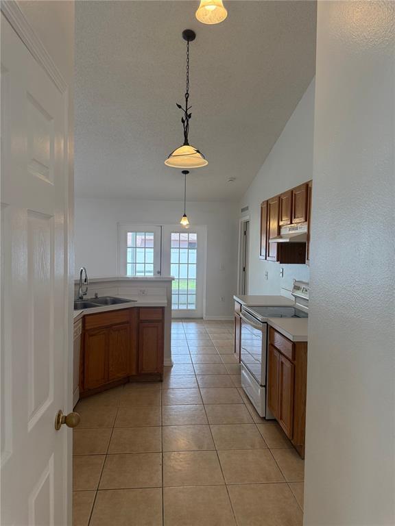 Building Photo - 405 Francisco Way