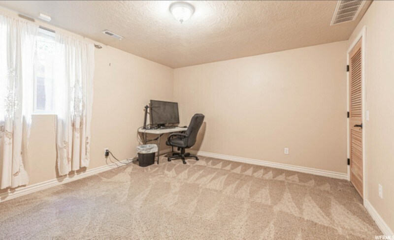 Building Photo - 8475 S 300 E