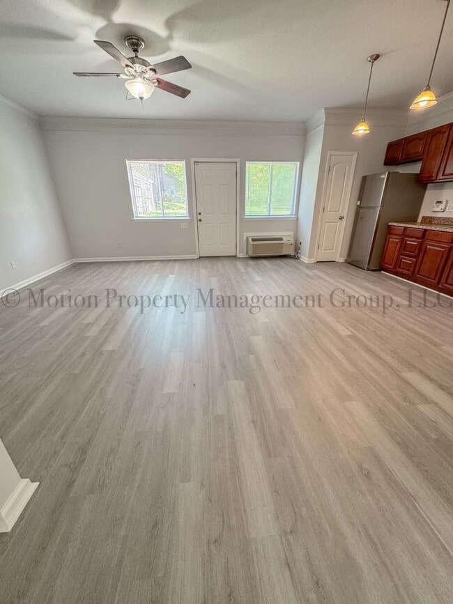 Building Photo - 6916 Northside Dr