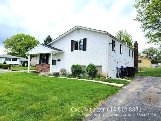 Primary Photo - 1763 Brookfield Square N