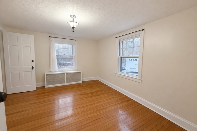 Building Photo - 329 N Eagleville Rd