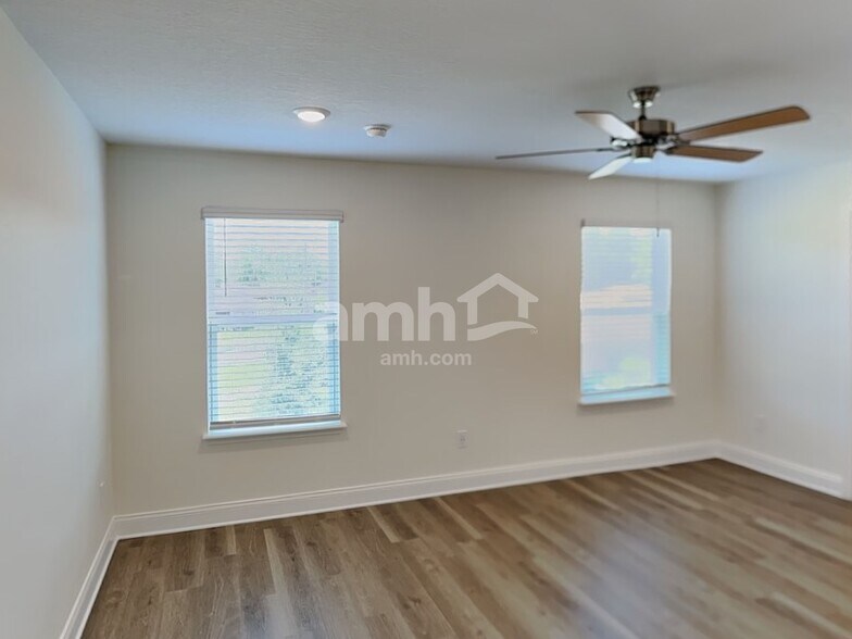Building Photo - 980 Grafton Ridge Dr
