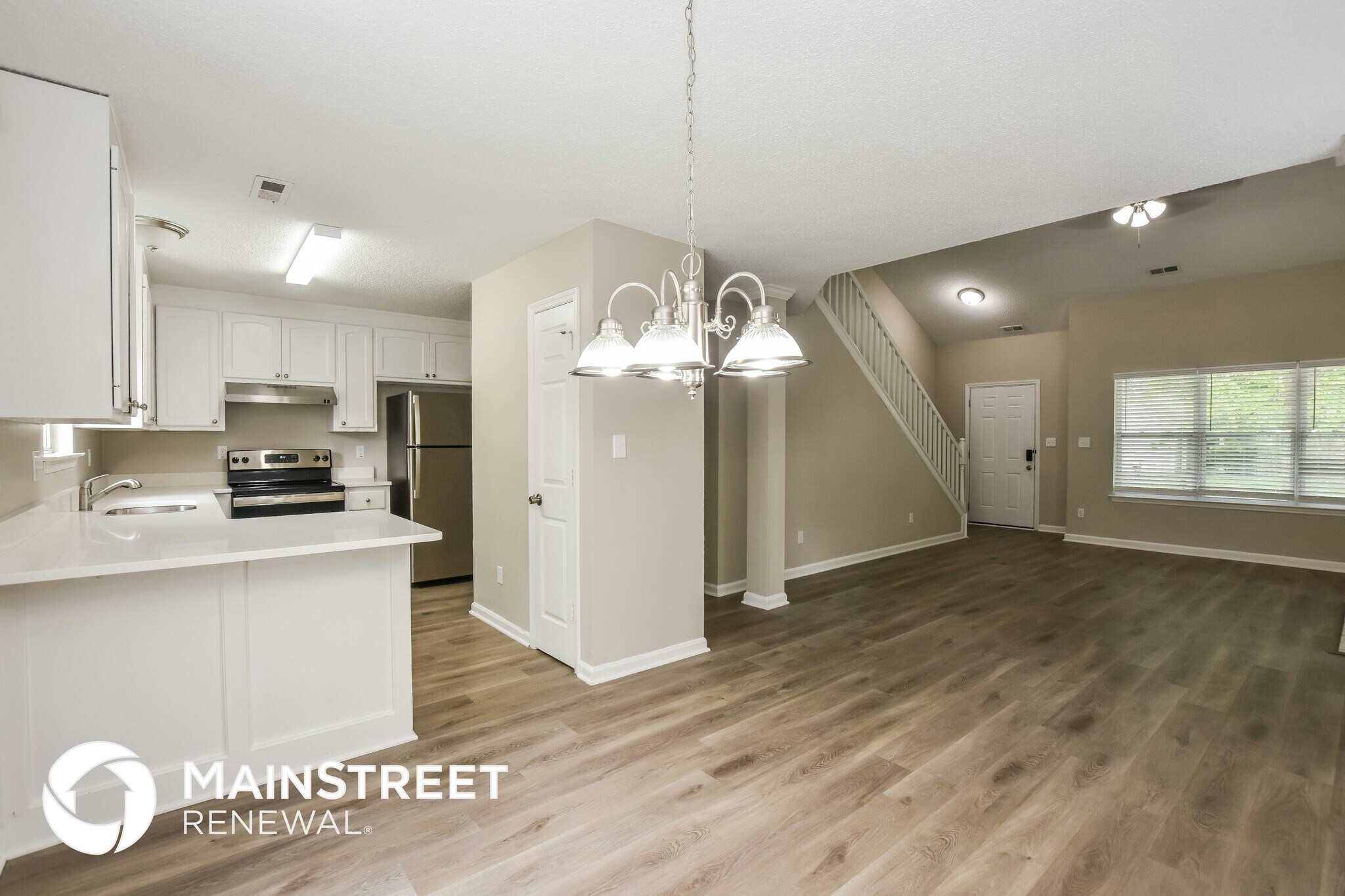 Building Photo - 229 River Oaks Dr