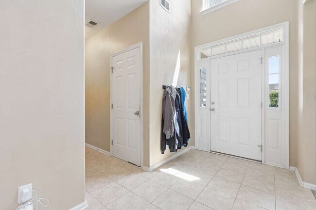 Building Photo - 8183 Gentil Ct