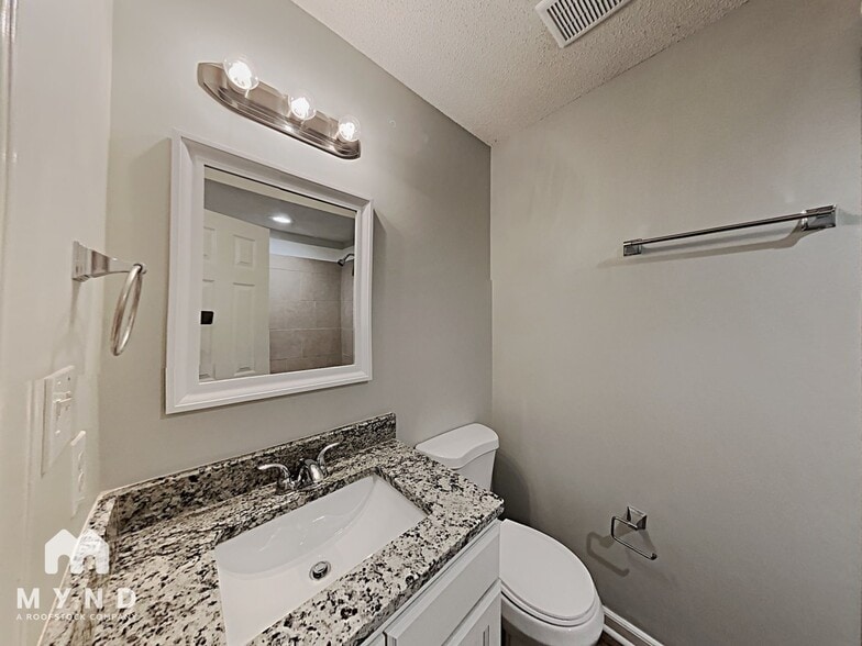 Building Photo - 1316 Amber Acres Ln