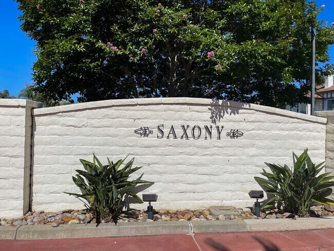 Building Photo - Cozy Condo  Saxony at Encinitas Ranch