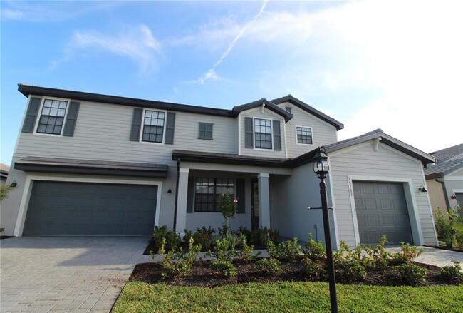 Building Photo - 15233 Sea Salt Wy