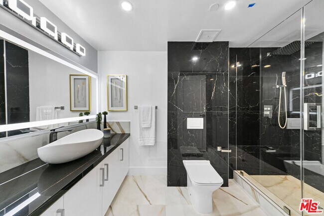 Building Photo - 10445 Wilshire Blvd