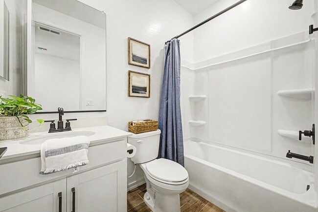 Building Photo - 7598 W Smoketree Dr