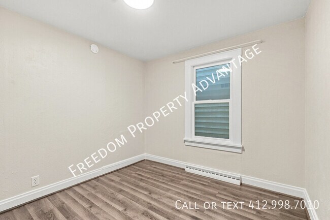 Building Photo - 945 Fayette St
