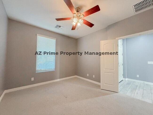 Building Photo - 18649 W Williams St