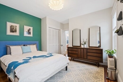 Building Photo - 8 Clark St