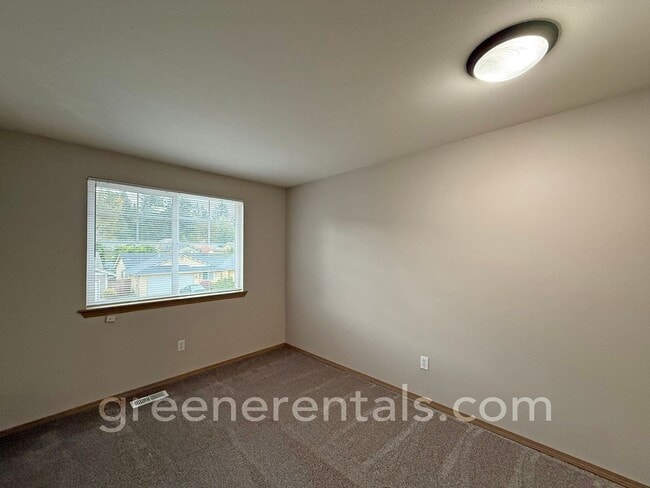 Building Photo - 3 Bed 2.5 Bath Townhouse in Lancaster off Marvin Rd