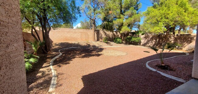 Building Photo - 1805 Quail Point Ct