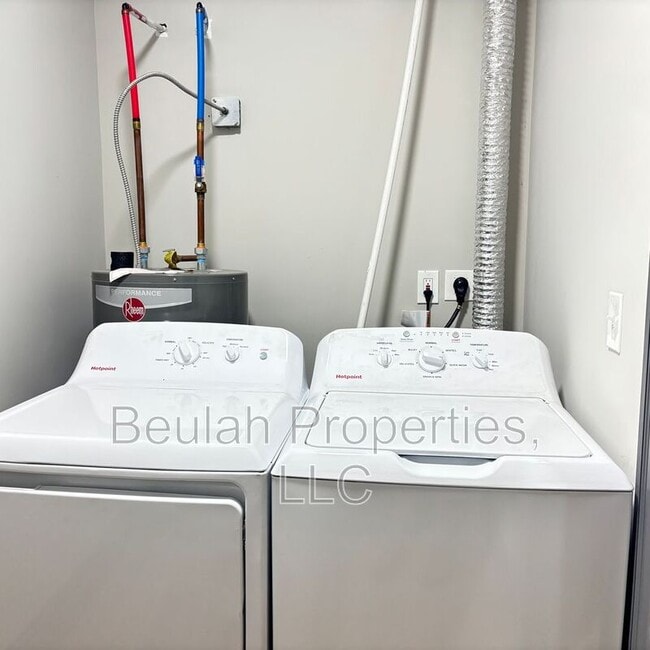 Building Photo - 1836-1838 S 10th st