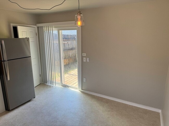 Building Photo - Studio Apartment in Whiteaker